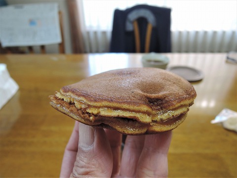 三代目の傑作「黒白どら焼き」 - 週刊あんこ