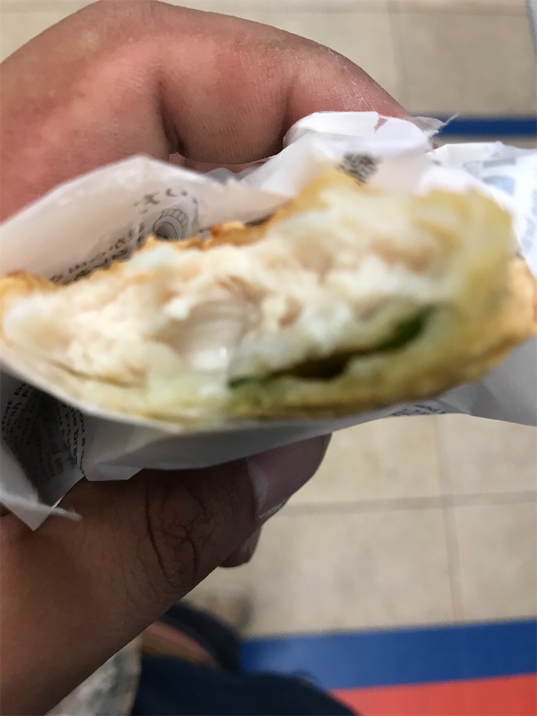 セブンイレブン ささみ揚げ梅しそ は意外にジューシー 家飲みのおつまみをコンビニで買う