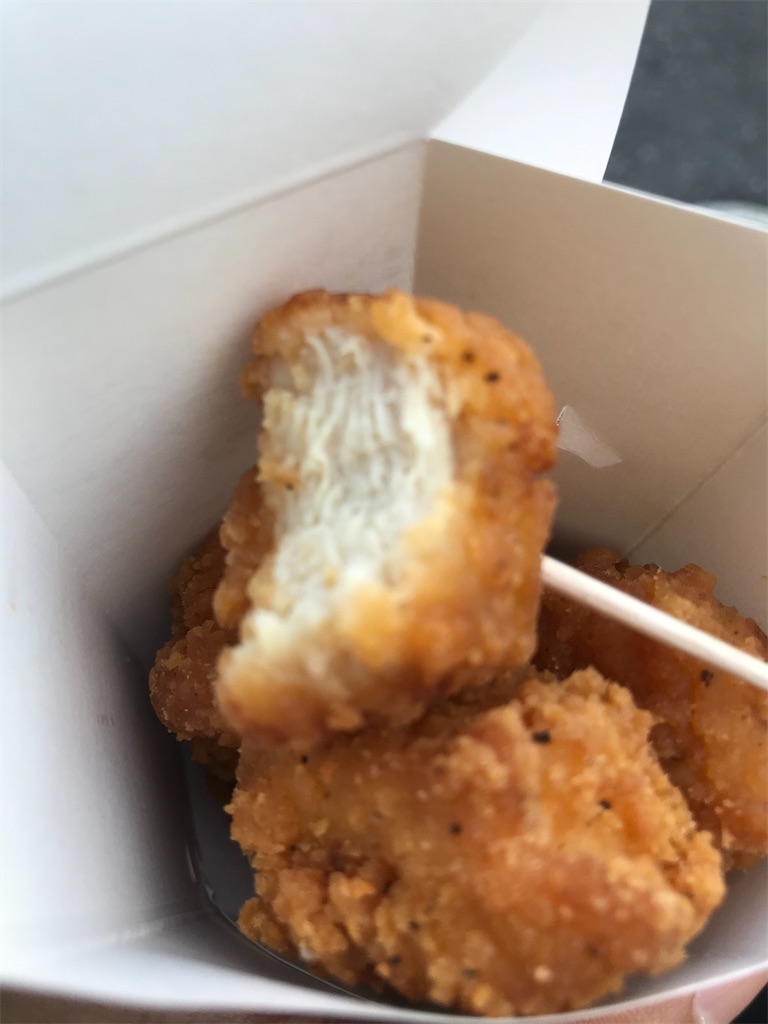 セブンイレブン チキンクリスピー コンソメガーリック 家飲みのおつまみをコンビニで買う