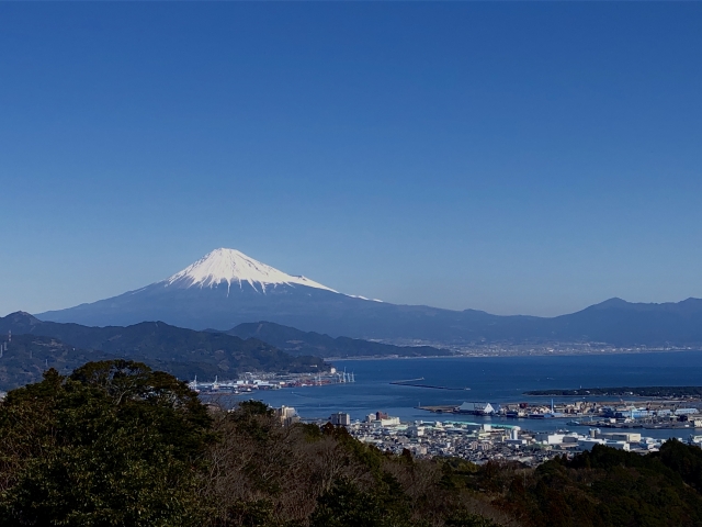 f:id:ytorotoro:20200504131747j:plain f:id:ytorotoro:20200504131747j:plain