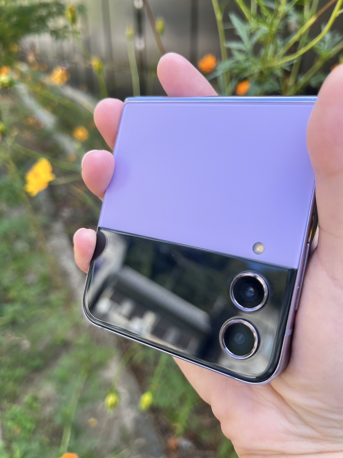 GALAXY Z flip 4 本体 スマホ Android15 折りたたみ 即 Galaxy Z Flip4｜価格比較・最新情報 - 価格.com