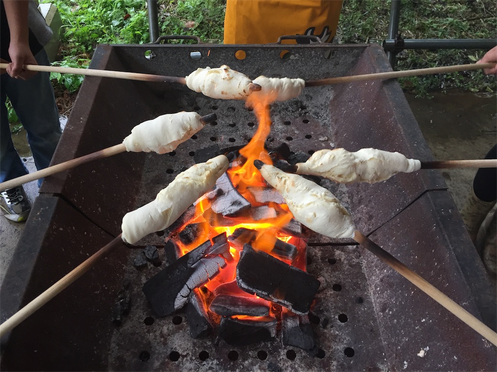雨の日の成田ゆめ牧場でカウボーイパン作りとバター作り教室を体験 Kajipapa
