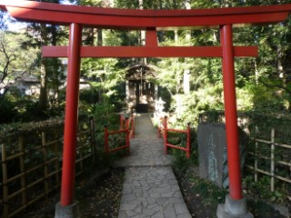 真姿の池弁財天写真