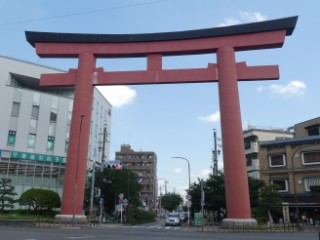 中村公園大鳥居写真
