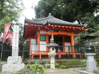 瀧泉寺前不動堂写真