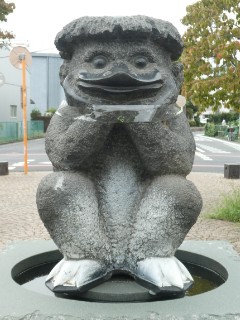 かっぱ像・待太郎写真