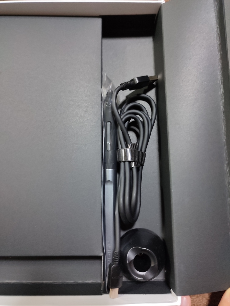 H610PRO梱包内容２つめ