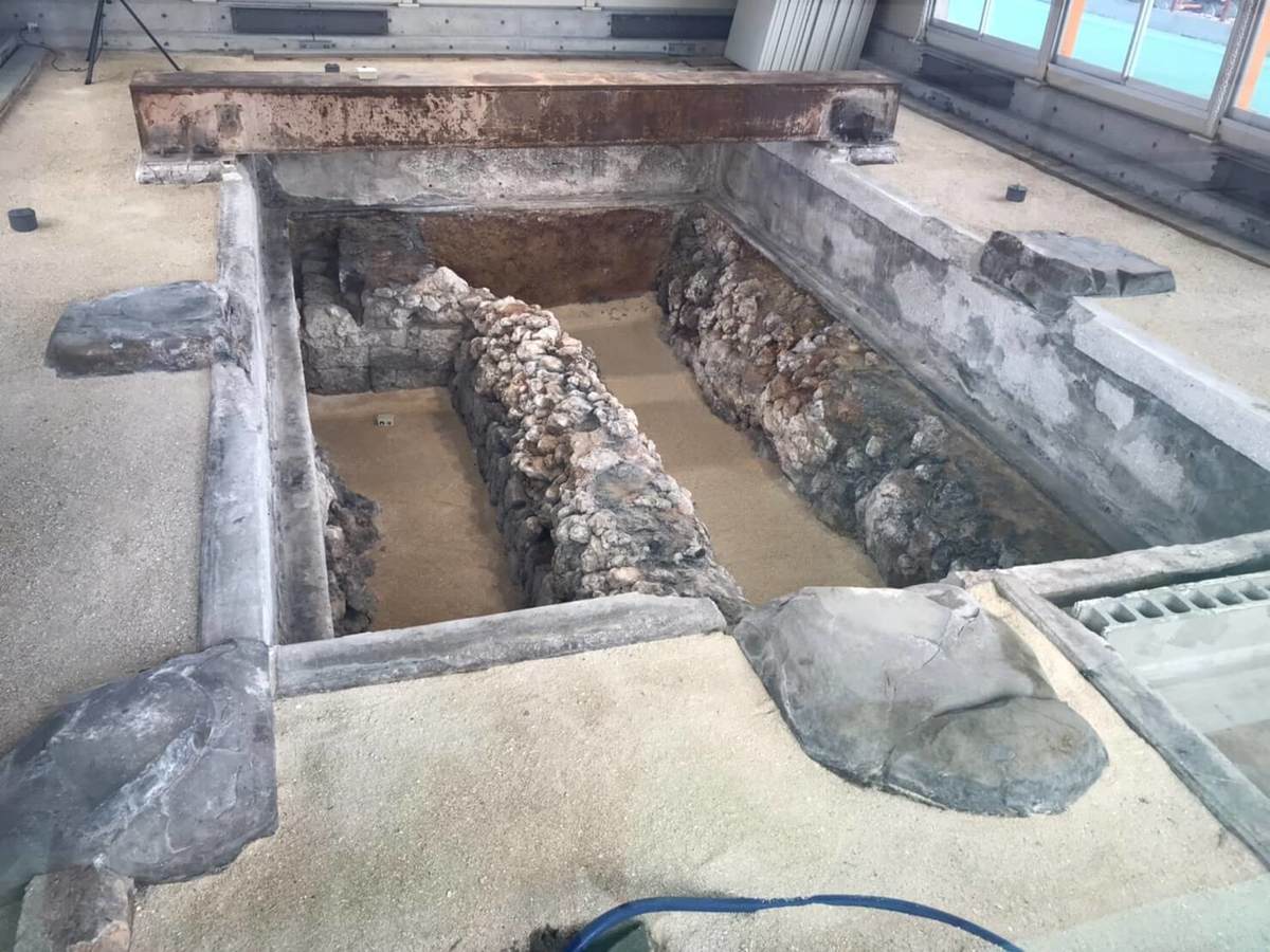 首里城正殿の基壇遺構