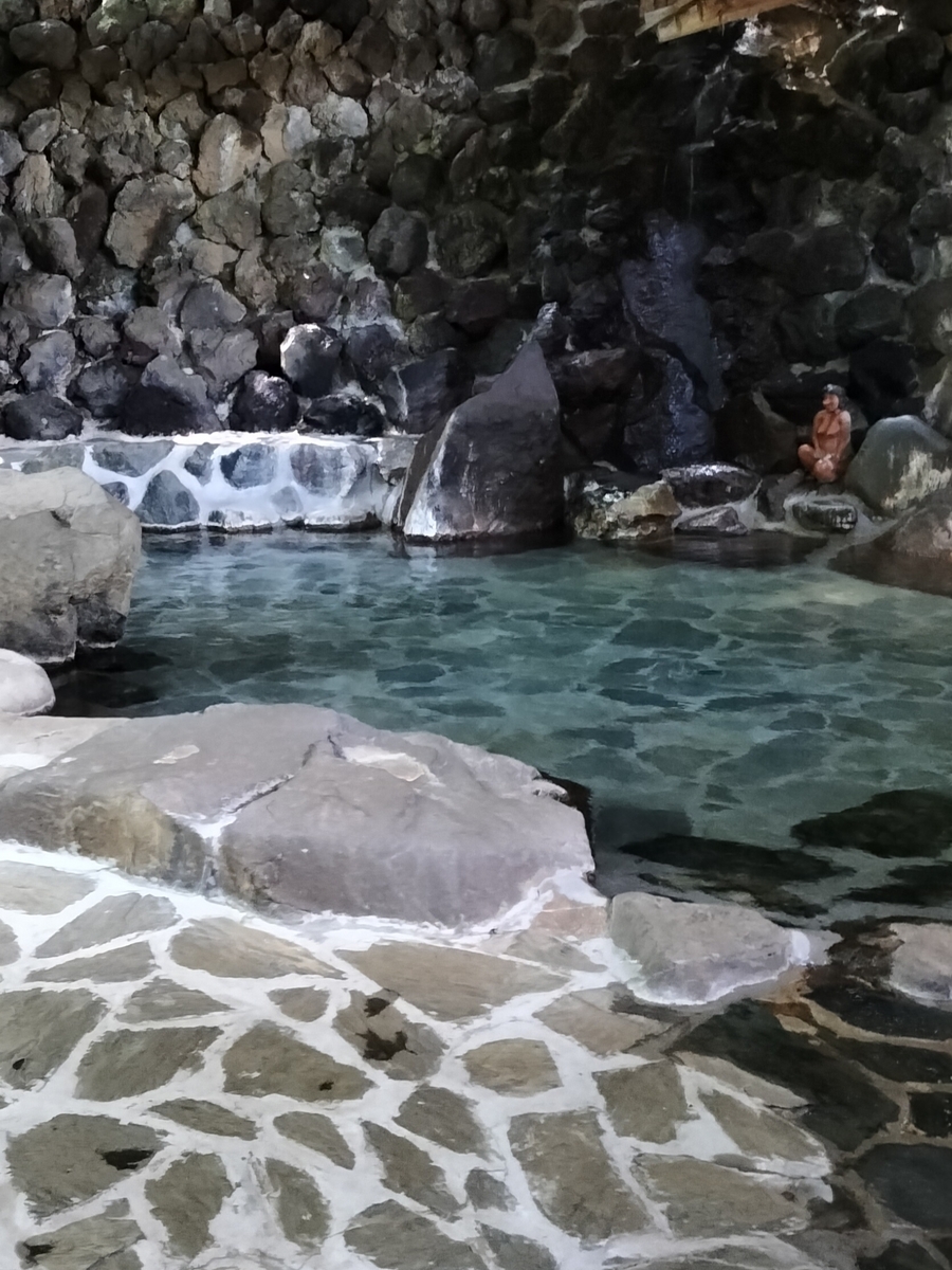 浅間山(せんげんやま)~箱根湯本駅へ - 登って潜って、月をみて。