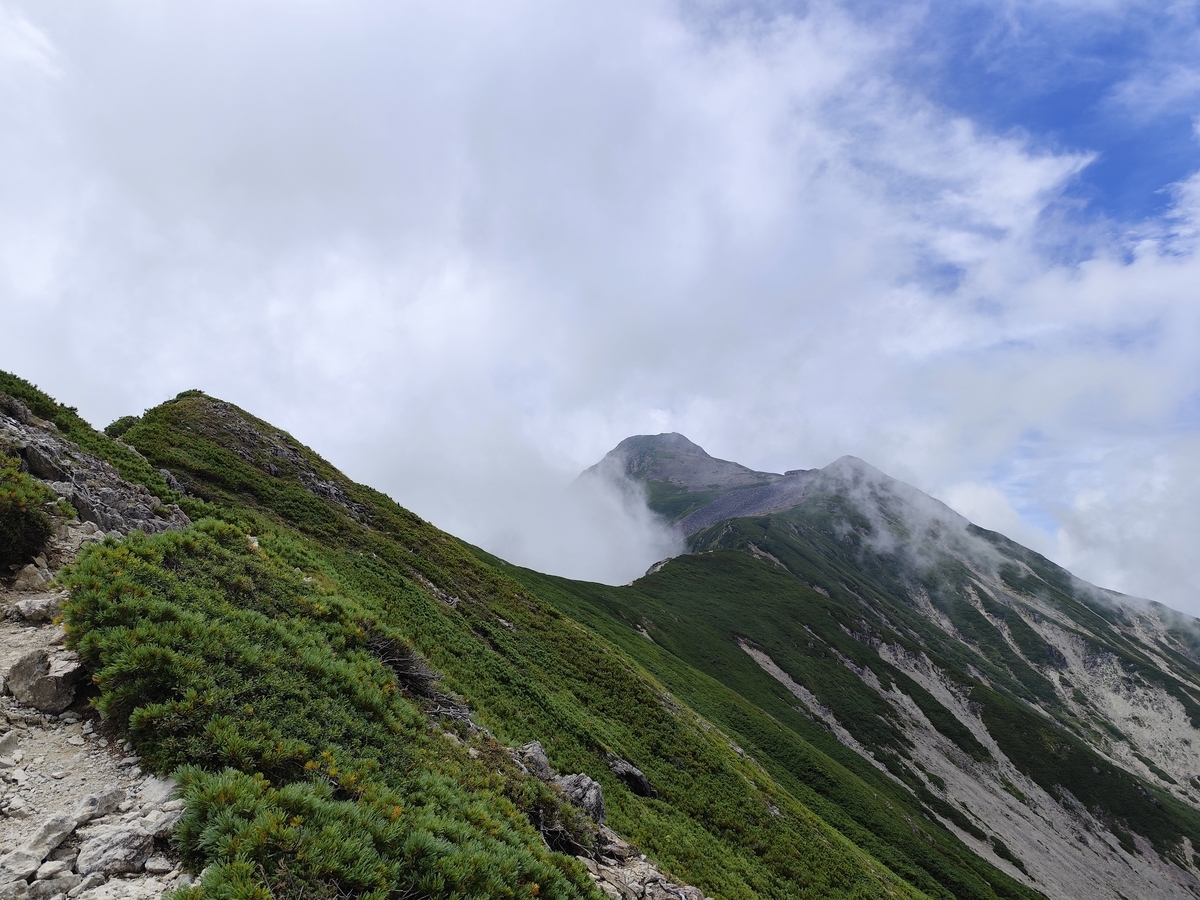 双六岳 ～ 笠ヶ岳へ その4 - 登って潜って、月をみて。
