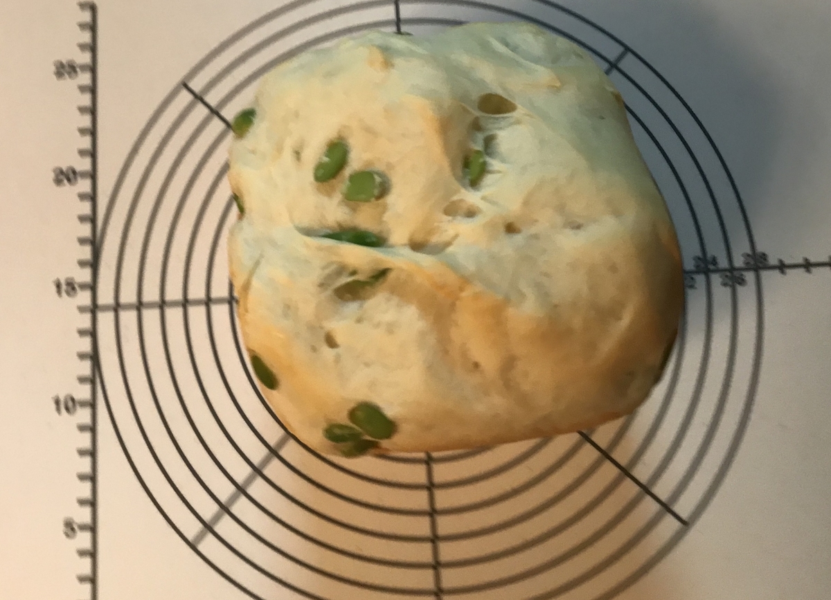 枝豆食パン　完成　真上