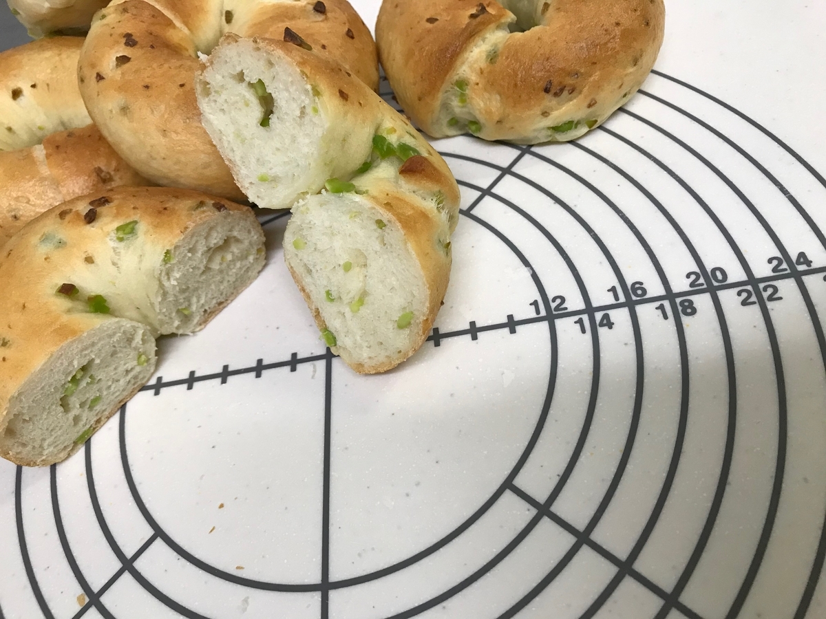 パン　ベーグル　枝豆　完成