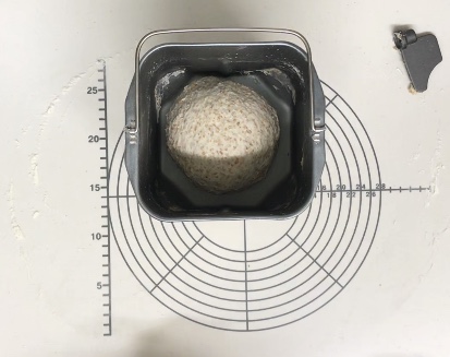 ホームベーカリー 丸め直し 食パン