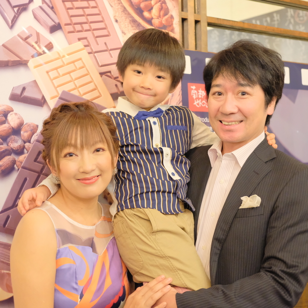 山田まりやとご主人とお子さん