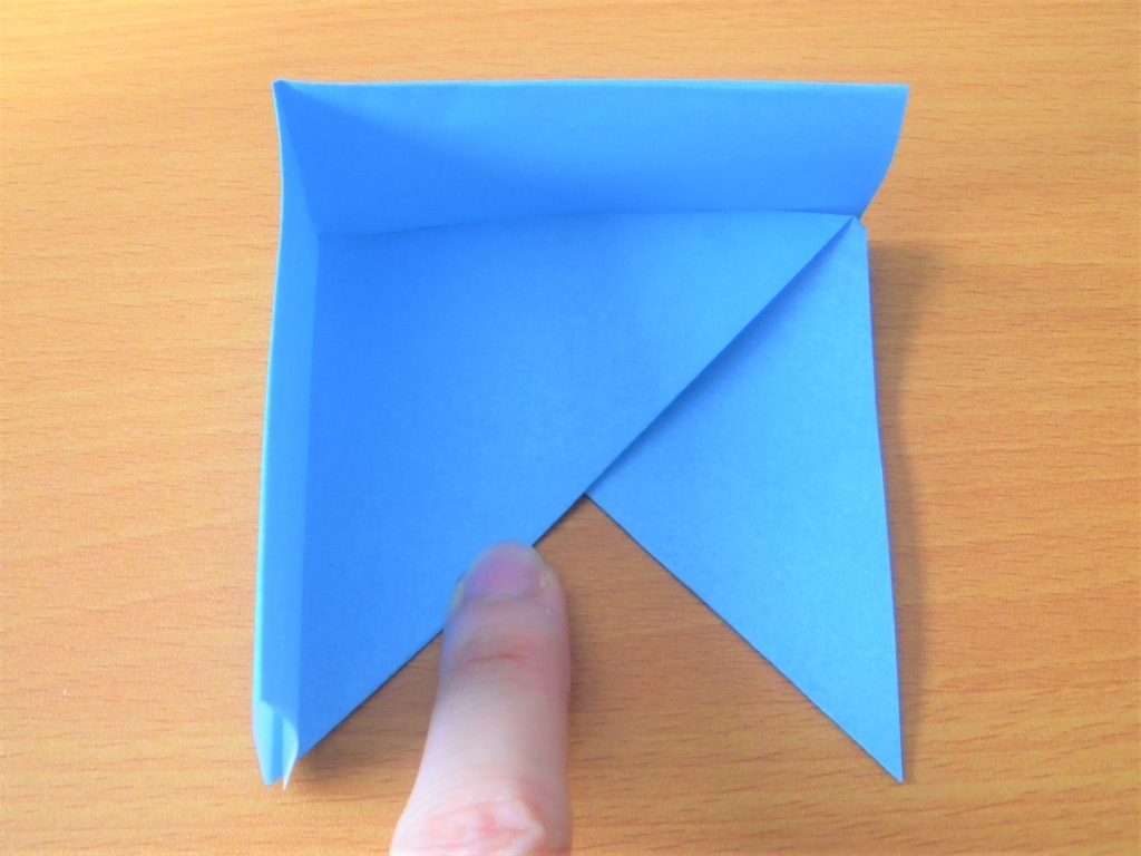 折り紙で作る四角形の箱の基本形の完成画像