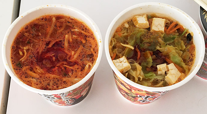 「蒙古タンメン」と「北極ラーメン」を食べ比べてみました!