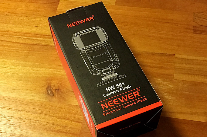 Neewerのストロボを買ってみました！使い方などレビュー