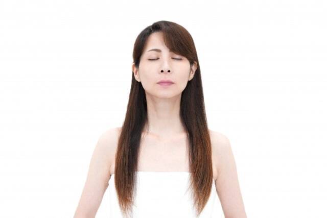 首が長い人のスピリチュアルな意味とは?前世や魂の特徴を解説 - ディバインメッセージ