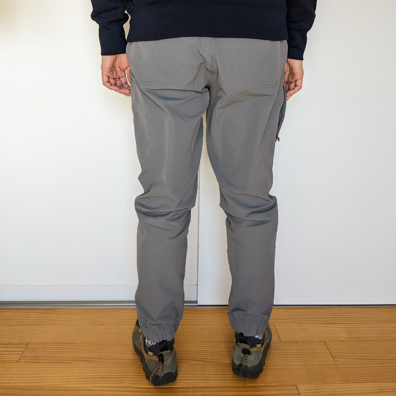 パタゴニア「スカイライントラベラーパンツ」レビュー｜サイズ感や