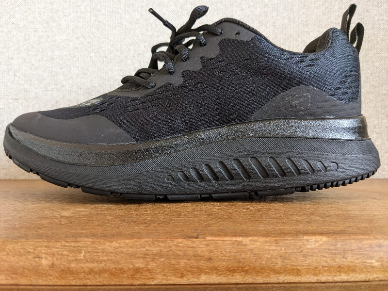 KEEN WK400 サイズ23.5 Amazon.com | KEEN Men's WK400 Performance Breathable Walking