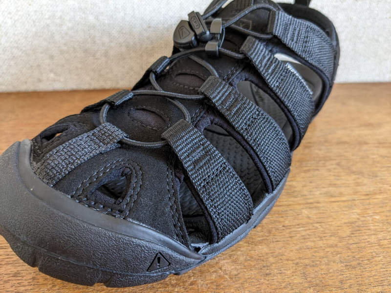 KEEN「クリアウォーターCNX」自腹レビュー｜サイズ感やメリット