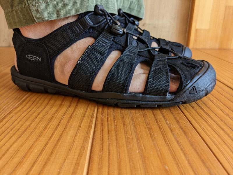 ❤️良品❤️KEEN クリアウォーター CNX ブラック 26.5 ニューポート ❤️良品❤️KEEN クリアウォーター CNX ブラック 26.5 ニュー
