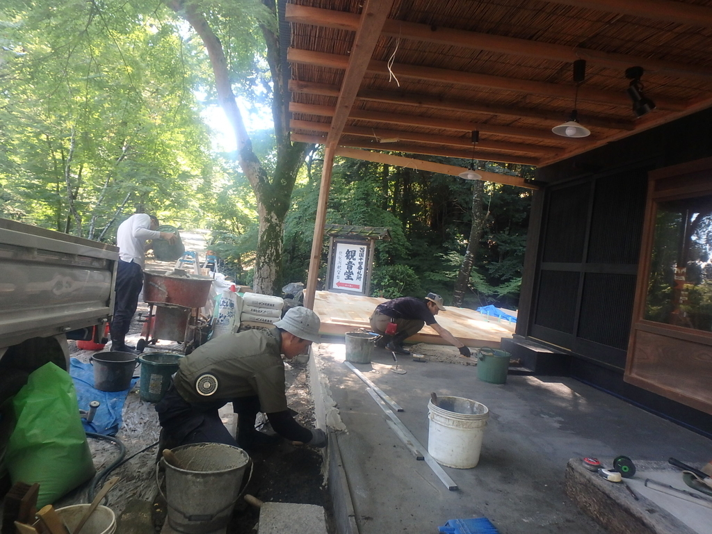 三和土仕上げ 春田造園の日常