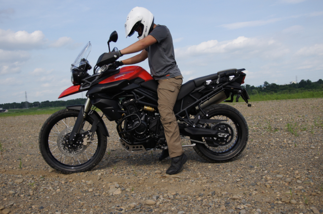 タイガー800XCインプレ 第一弾 「足つき」 - トラ×虎 | KTM
