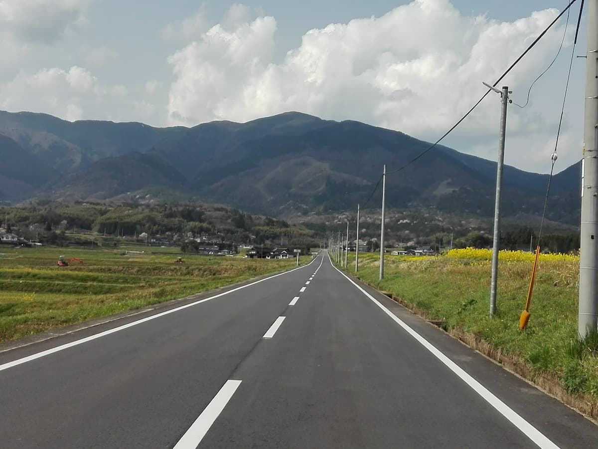 road-to-Mount-Nagi