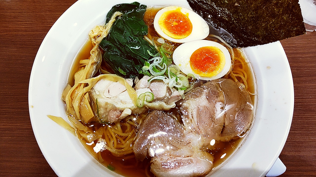 麺屋 空海 品川店 味玉らぁ麺 醤油 大井町とか食とかテイクアウトとか