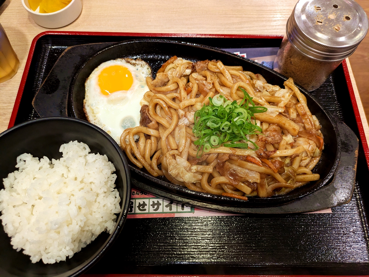 資さんうどん@尻手店（焼きうどんセット（小ライス付）） - 大井町とか