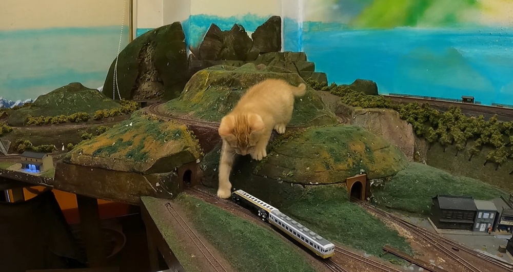 ニャジラVSトラニャジラ パロディ ジオラマ