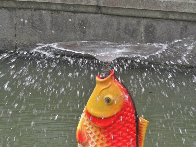 台北の孔子廟の噴水