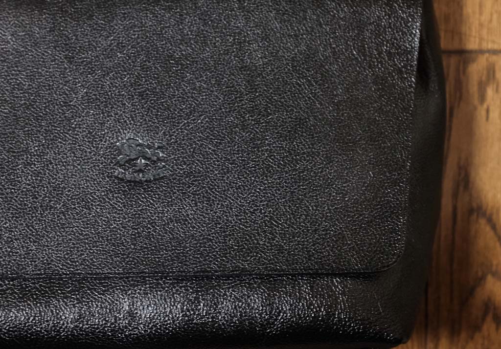 ILBISONTE（イルビゾンテ）　ショルダーバッグ