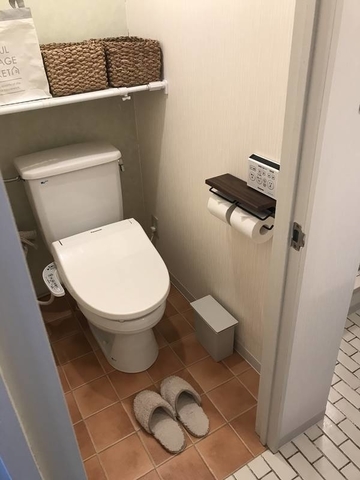 無印良品 壁に付けられる家具 でトイレ収納見直し フツウノコト 無印良品 壁に付けられる家具 でトイレ収納見直し フツウノコト