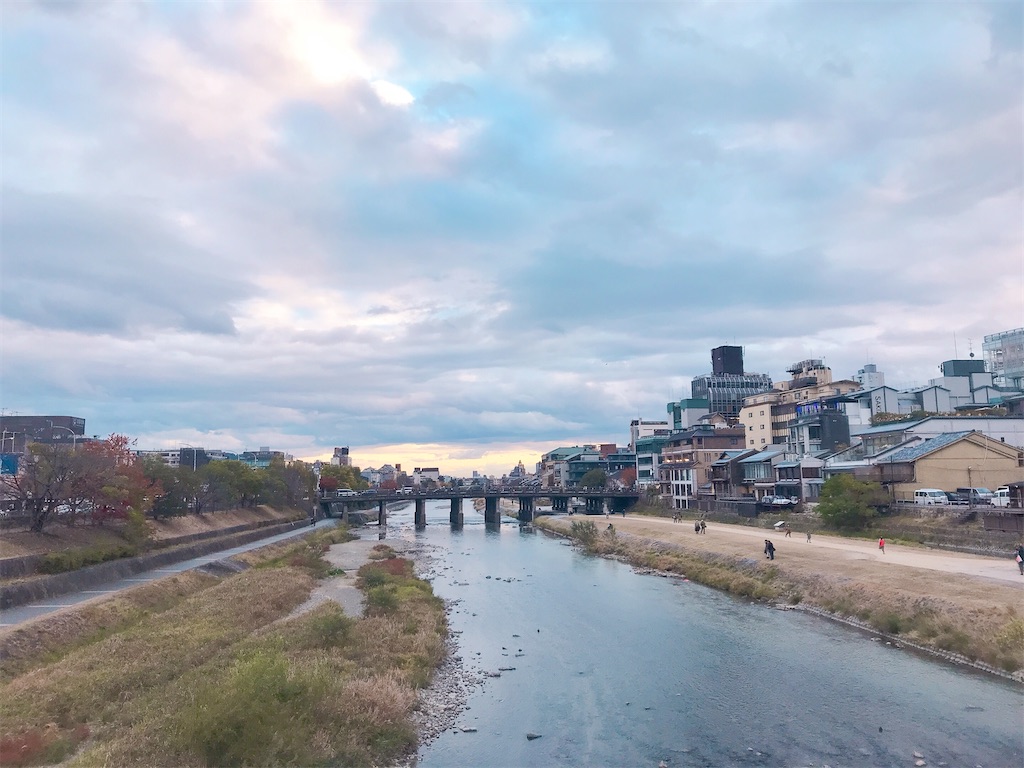 アラフィフ　一人暮らし　シンプルライフ　小さな暮らし