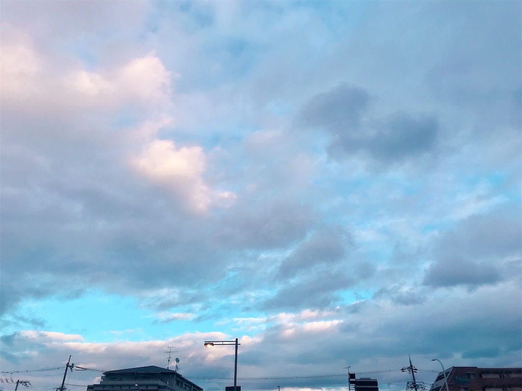住みたい街で暮らす　シンプルライフ　やりたいこと　自由に生きる