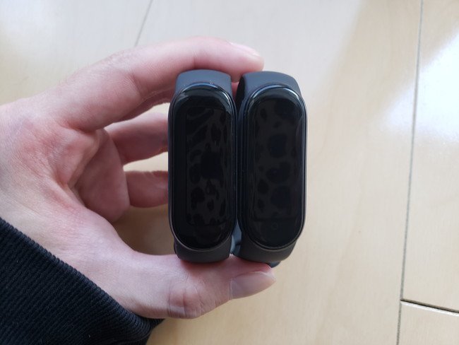 Mi Band5とMi Band6ともに画面の大きさは同じ