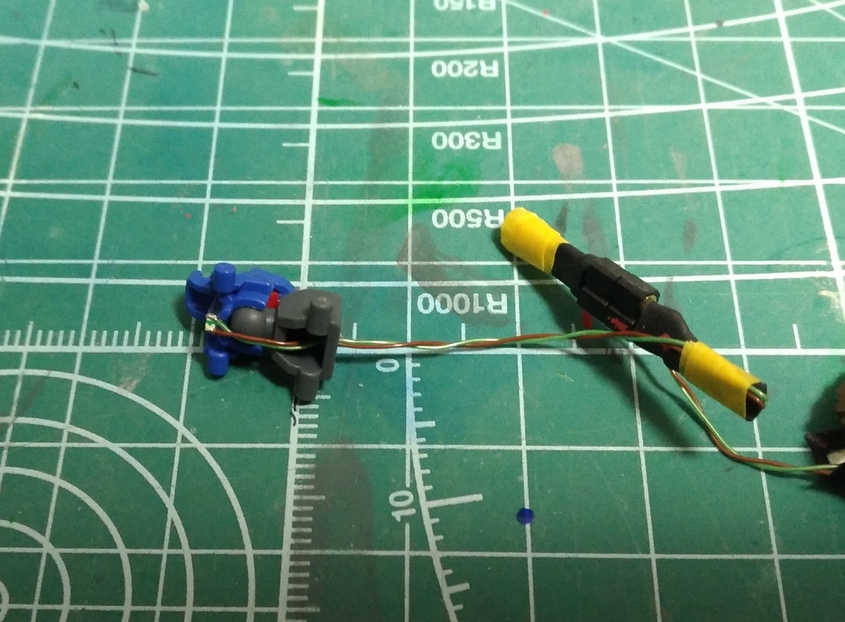 HG改造】ブルーディステニー1号機のLED発光ギミック製作記録 - ゆめろぐ
