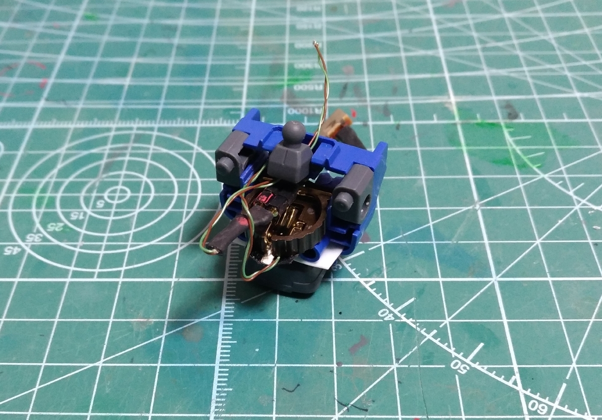 HG改造】ブルーディステニー1号機のLED発光ギミック製作記録 - ゆめろぐ