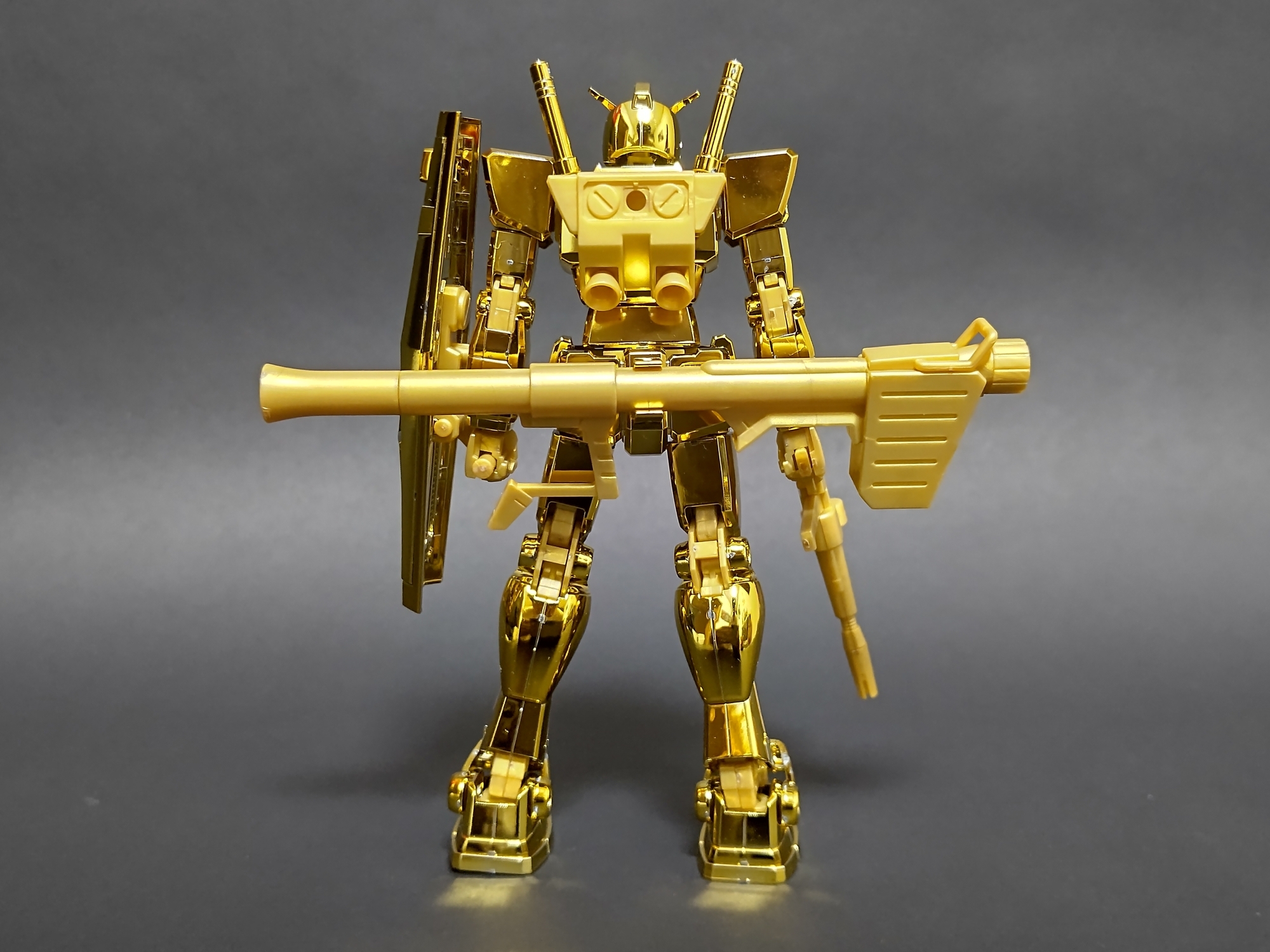 ガンダムベース限定『HGUC RX-78-2 ガンダム（ゴールド