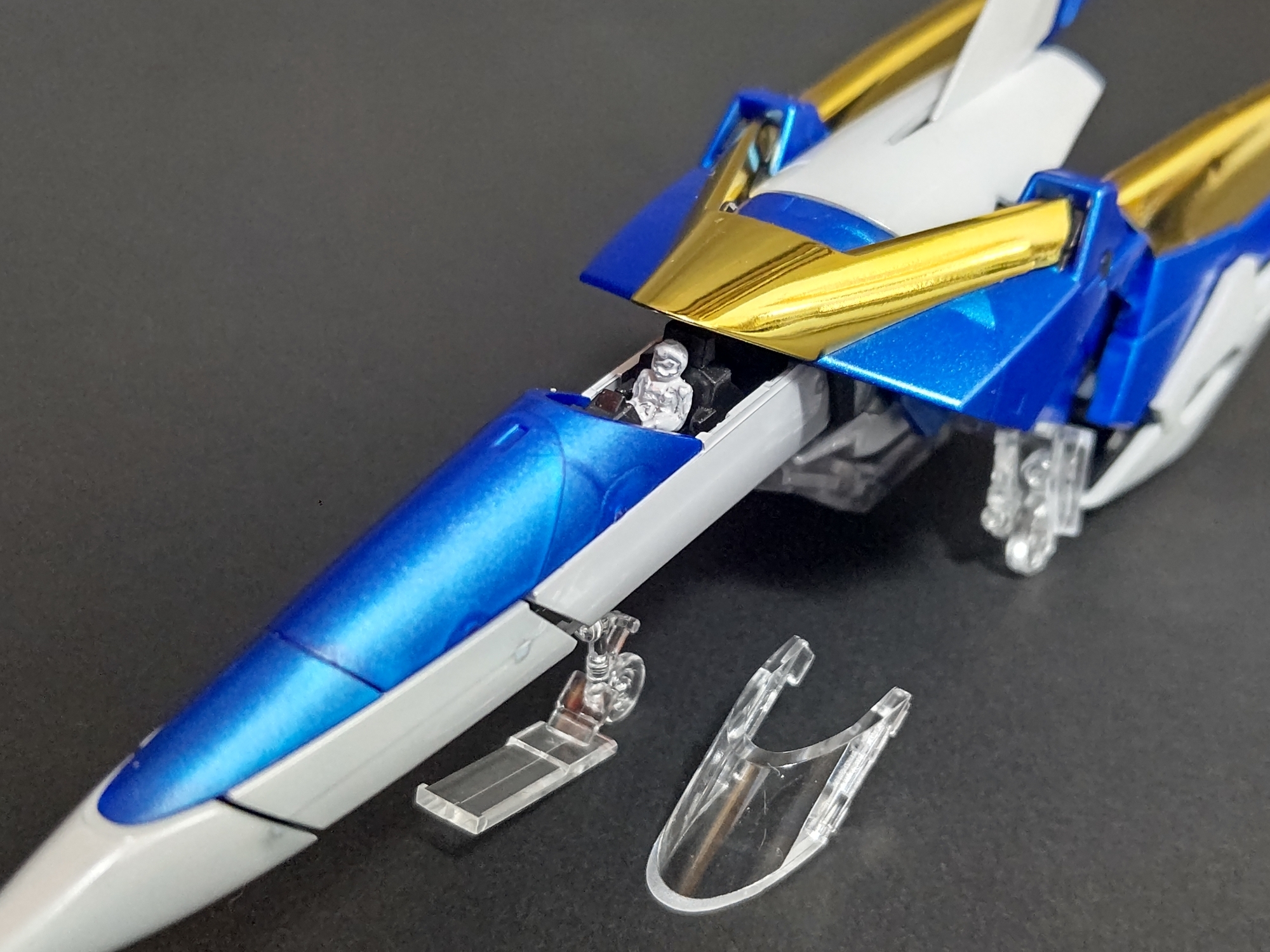 MG『V2アサルトバスターガンダム Ver.Ka [チタニウム