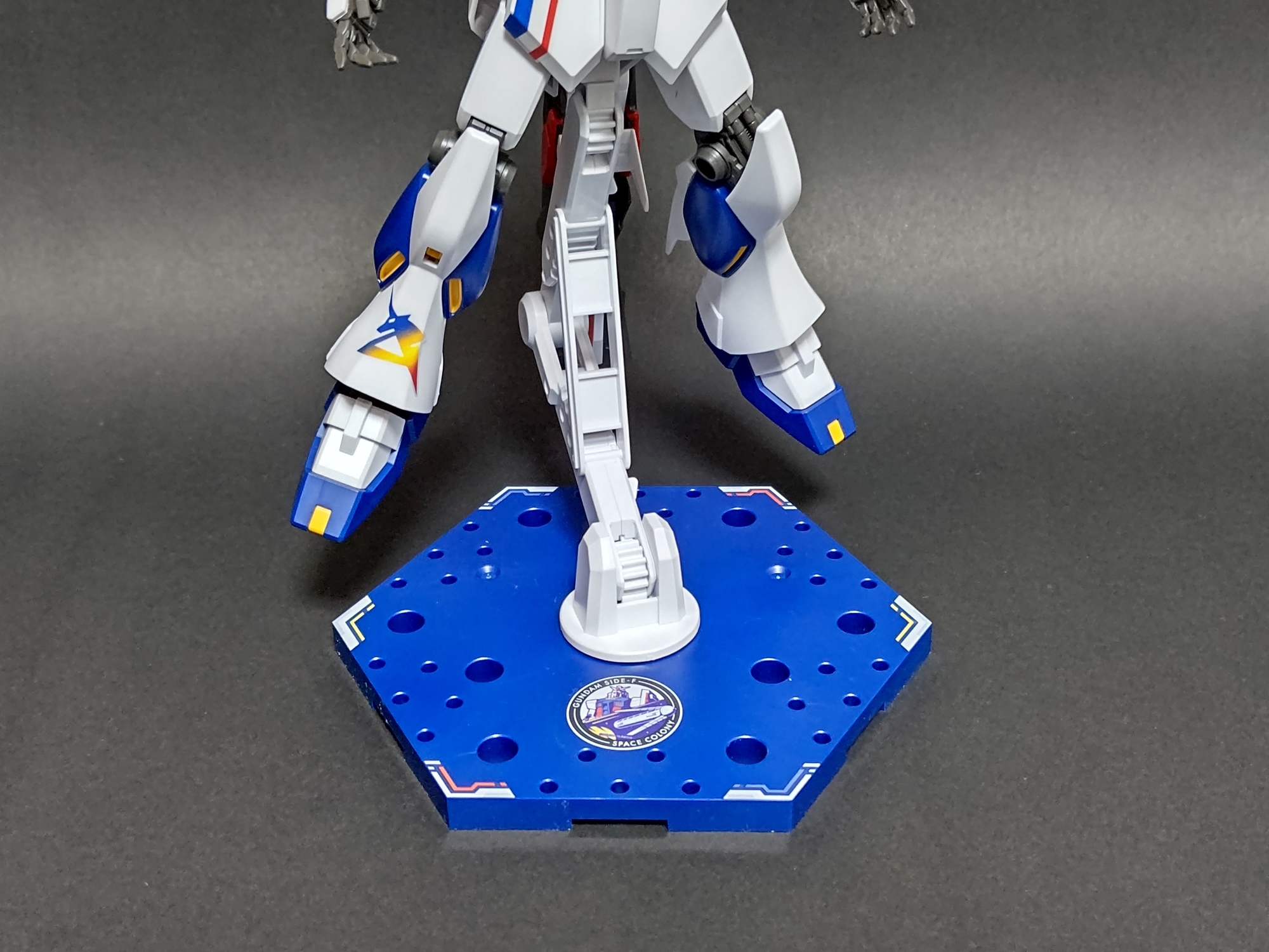 ENTRY GRADE】GUNDAM SIDE-F限定『RX-93ff νガンダム』（等身大ν