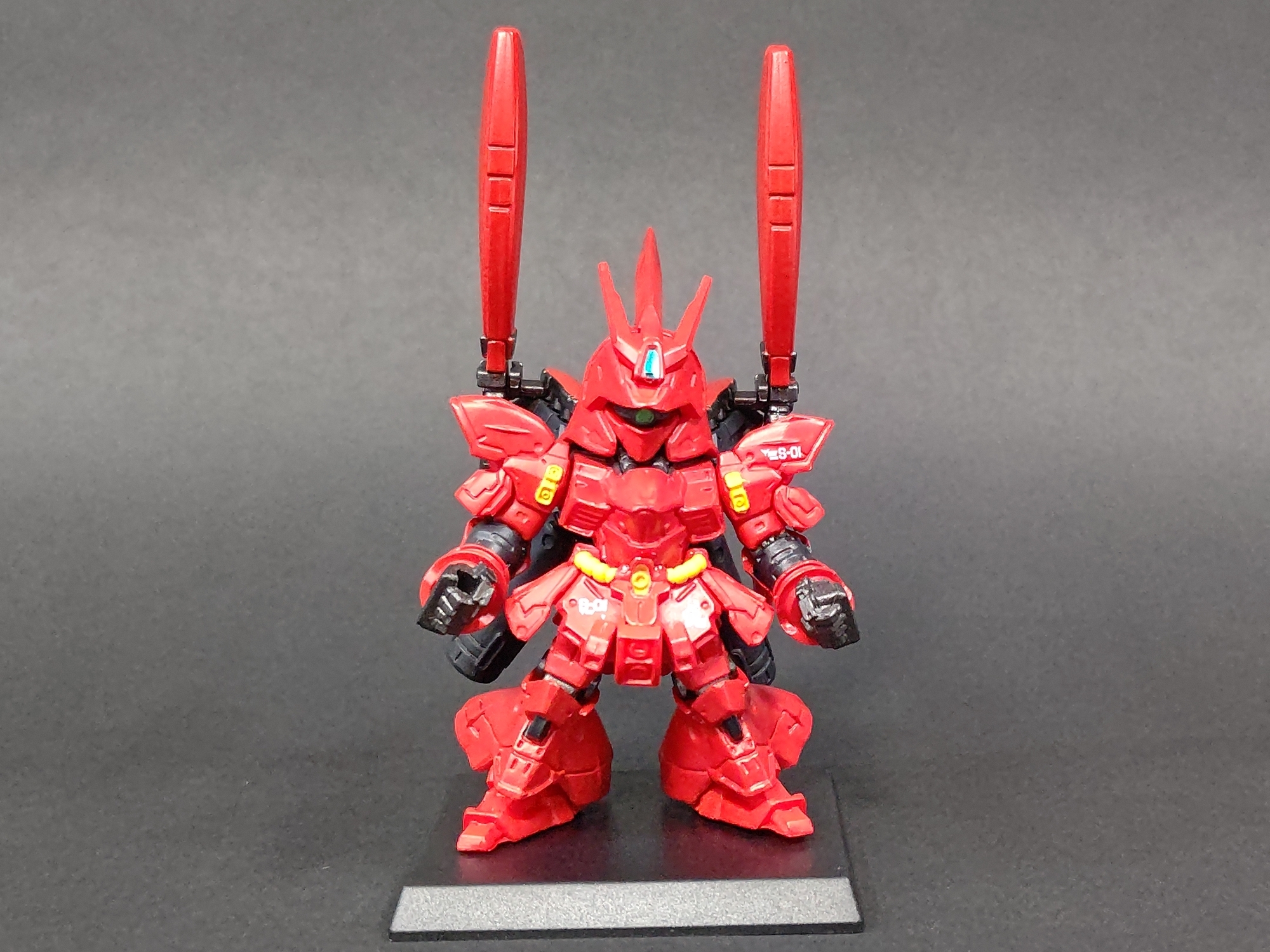 ガンダムコンバージ 　ff νガンダム & MSN-04FF サザビーセット Amazon.co.jp: FW GUNDAM CONVERGE CORE RX-93ff νガンダム