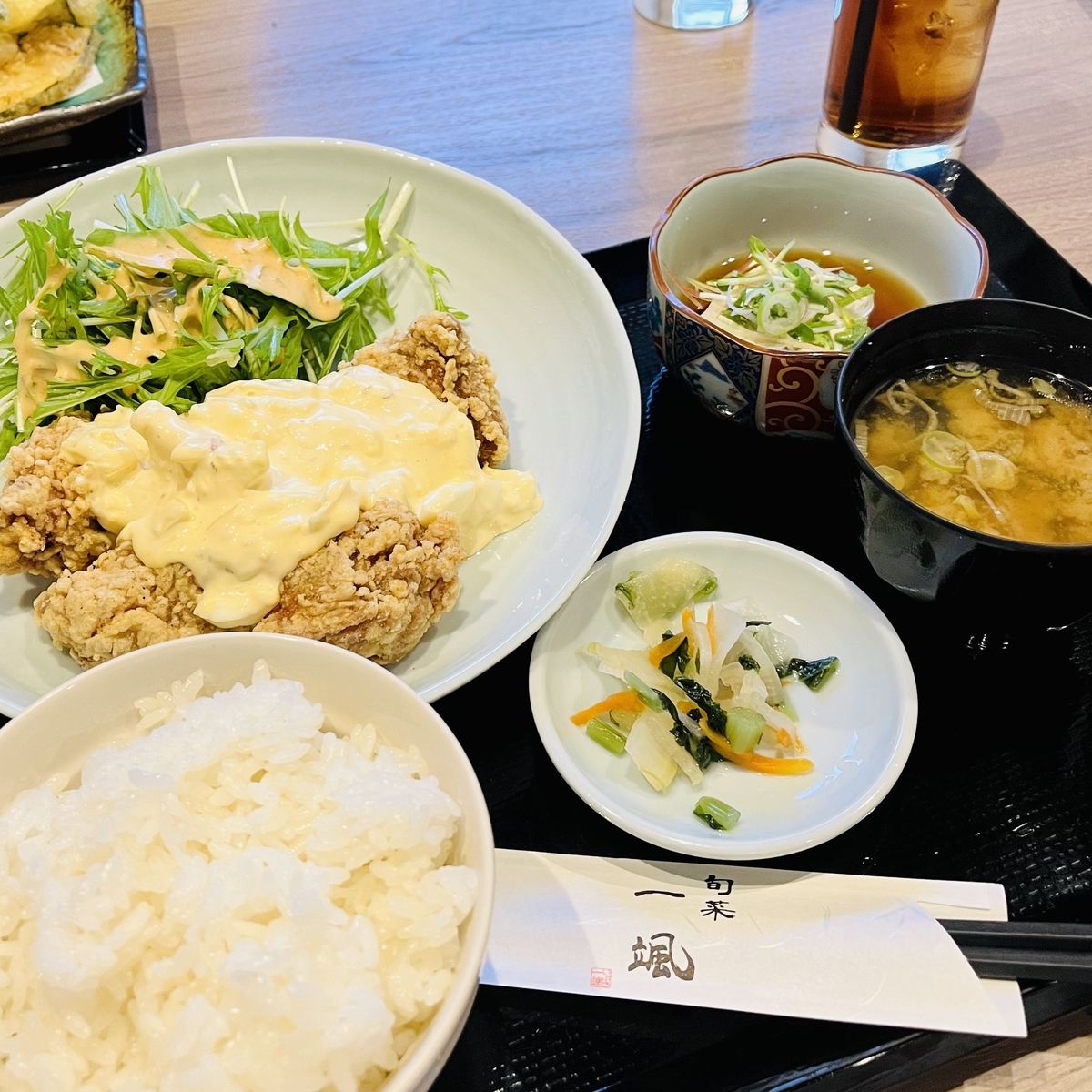 旬 菜 一 颯
