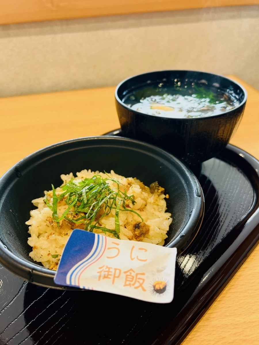 蕪島〜種差海岸 ストークドーナツさんのソフトクリームと