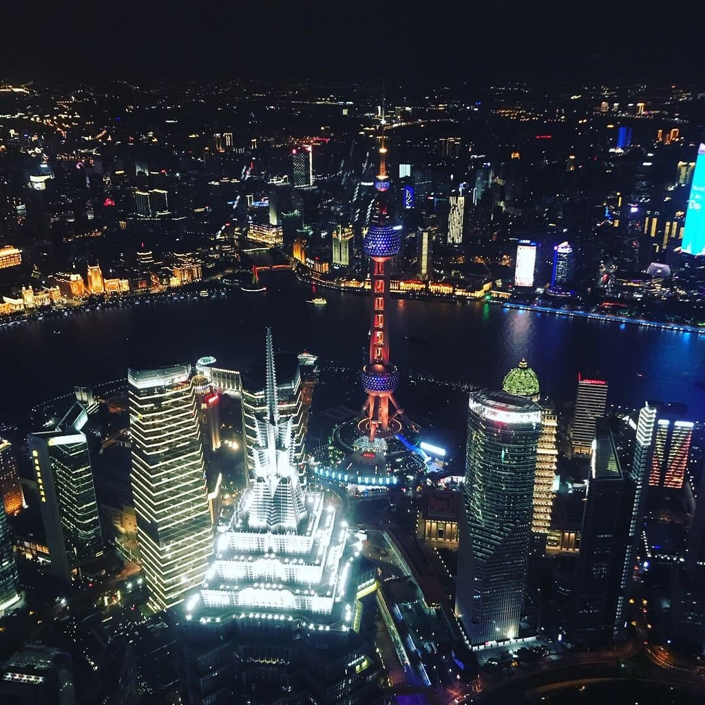 上海ワールドフィナンシャルセンター夜景