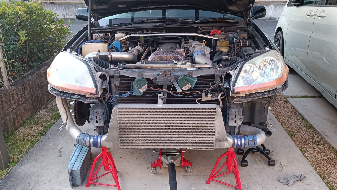 JZX110のフロントバンパー取付！エアロ加工はアドレナリン大放出