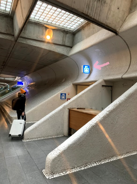 リスボン観光 旅行 オリエンテ駅コインロッカーの使い方 Yukidresser Blog