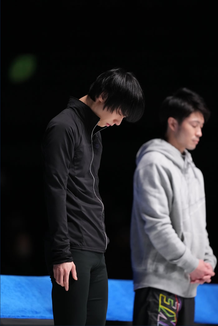 羽生結弦notte stellata2024 パーカー 羽生結弦 notte stellata 2025 オリジナルジャケット | 日テレ